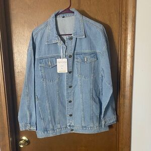 Women’s Light Wash Denim Trucker Jacket by OMOONE – Size L